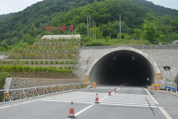荆州隧道碳纤维加固检测
